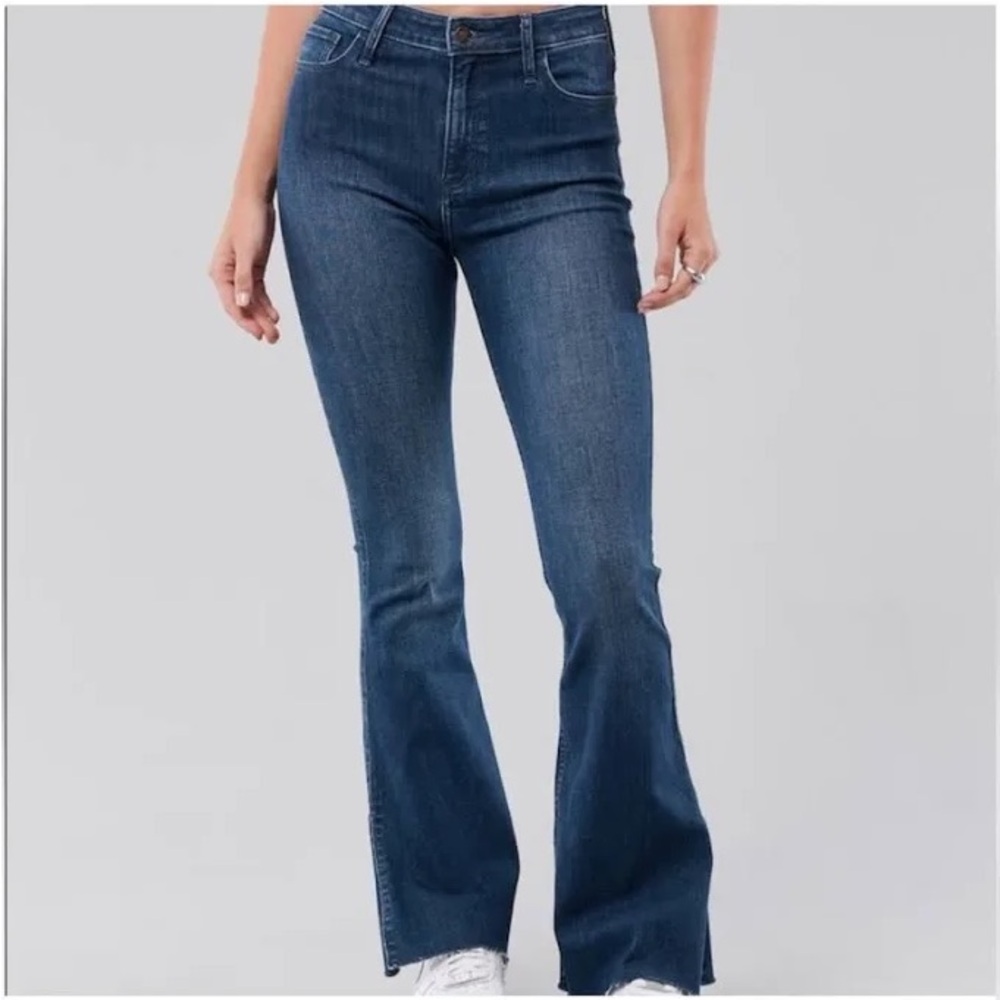 NWT Hollister High Rise Flare 00R